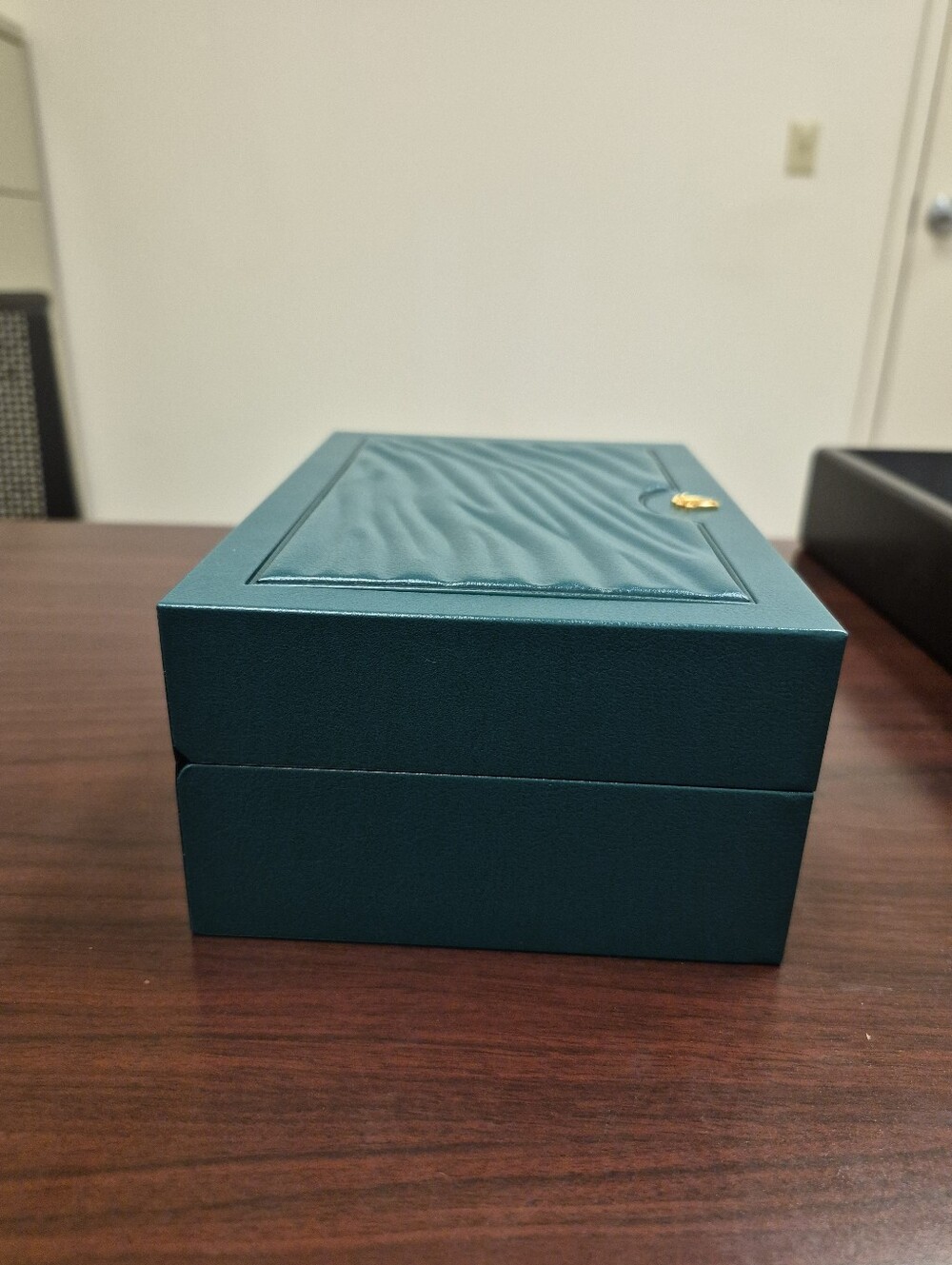 Rolex Watch Box – Excellent Condition - Picture 5 of 6